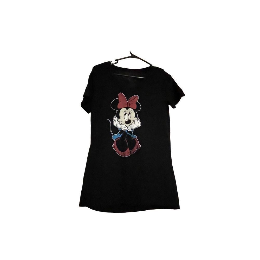 Disney Minnie Mouse distressed sized small (S) black Tshirt